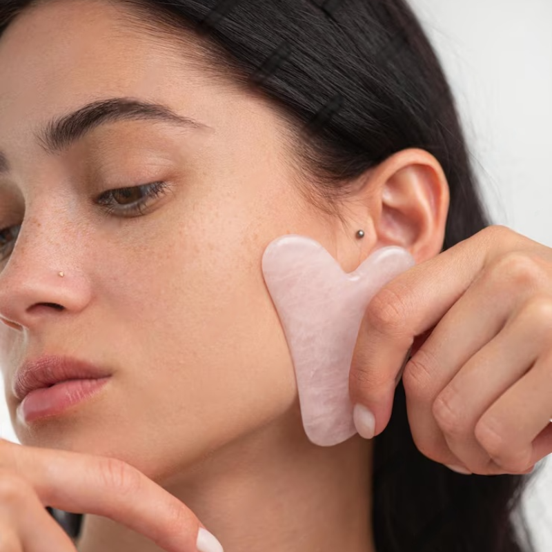 Gua-Sha et Rouleau Visage - Otchey & Co
